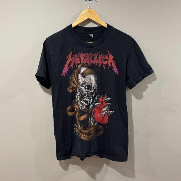 Metallica Heart Explosive Black T-Shirt OFFICIAL - Picture 1 of 7